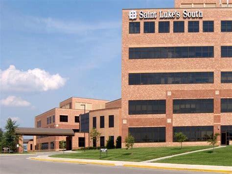 St luke's south kansas - Saint Luke's Rehabilitation Institute. 12300 Metcalf Ave. Overland Park, KS 66213. Referrals : 913-296-5199. More Information : 913-296-5000. Learn about our 2021 Guardian of Excellence Award ® . Suite of 17 advanced-tech robotic devices. World-class, 100,000-square-foot facility close to home. One-to-one individualized therapy. 